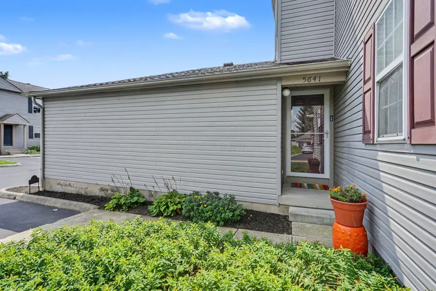 5641 Wigmore Drive, Columbus, OH 43235 - #2