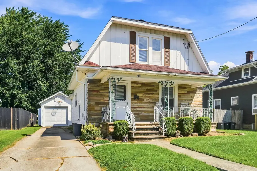 216 Gaius Street, Bucyrus, OH 44820 - #2