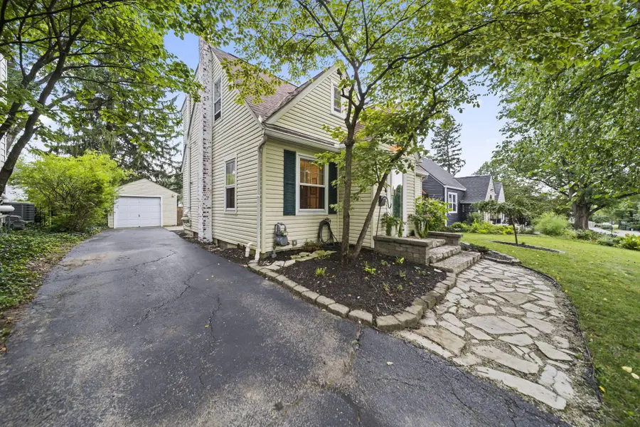 249 W Schreyer Place, Columbus, OH 43214 - #3