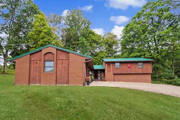 1442 Harlan Road, Lucas, OH 44843