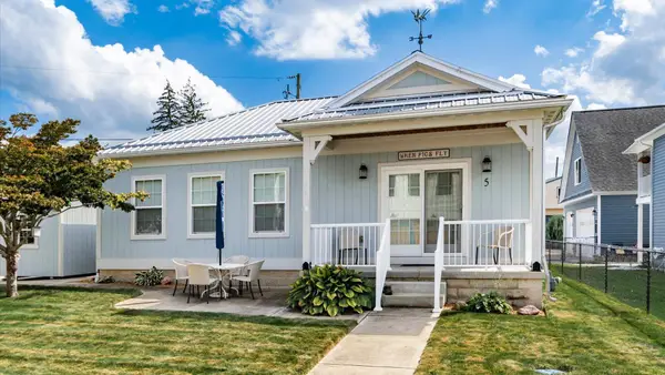 5 Buckeye Avenue, Buckeye Lake, OH 43008
