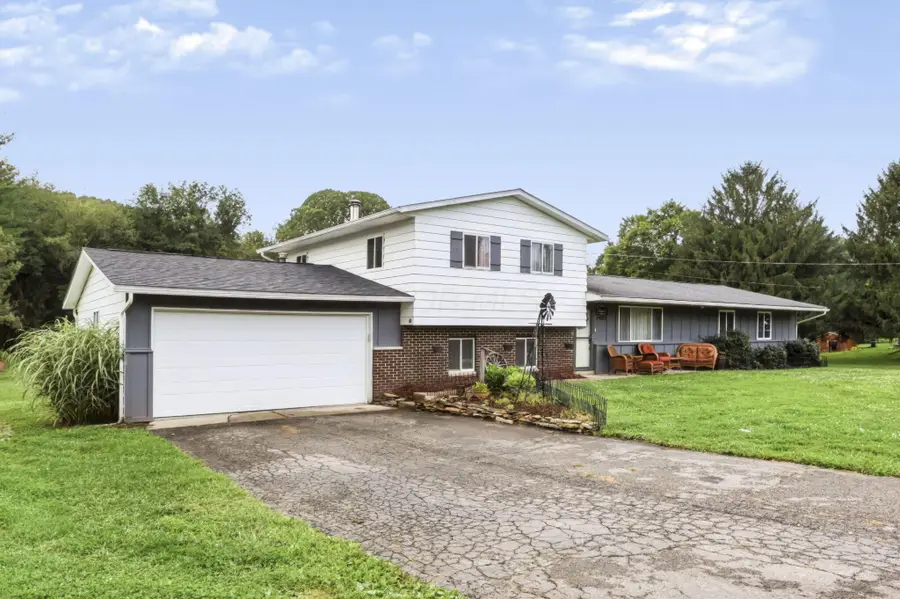 2403 Hickman Road Ne, Newark, OH 43055 - #2