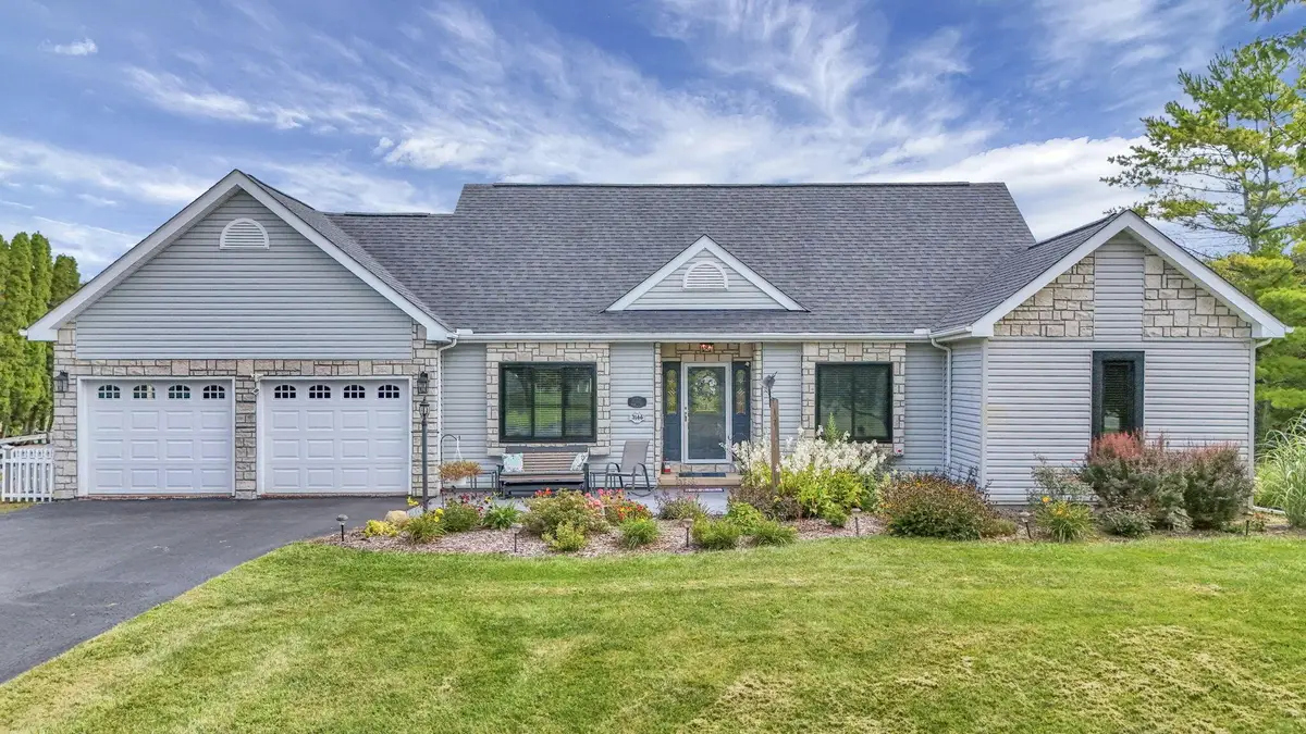 3166 Kropp Road, Grove City, OH 43123 - #1