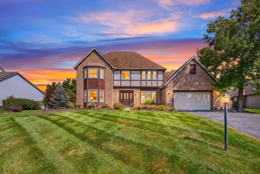 8538 Chateau Drive, Pickerington, OH 43147 - #3