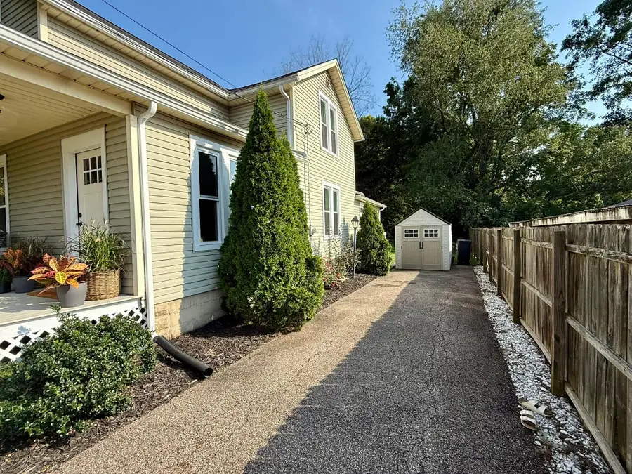1016 E Vine Street, Mount Vernon, OH 43050 - #2