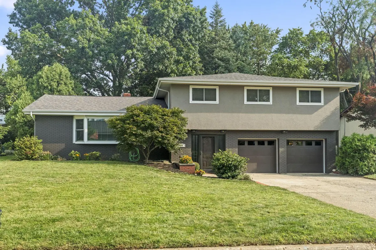608 Latham Court, Columbus, OH 43214 - #1
