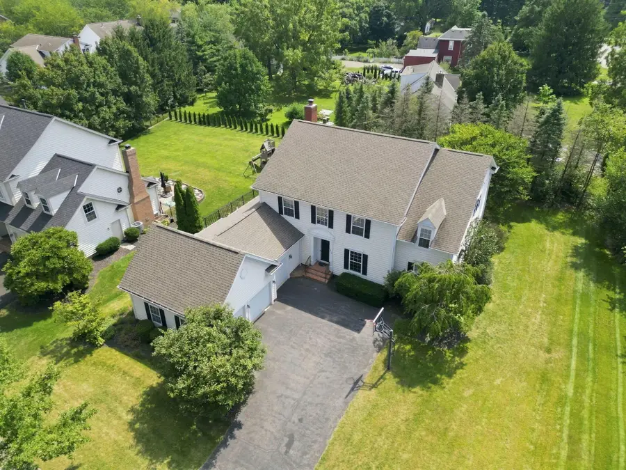 6816 Bishops Wood Drive, New Albany, OH 43054 - #2
