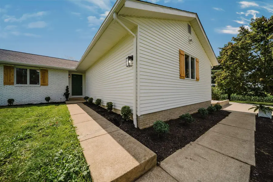 13480 Robins Road, Westerville, OH 43082 - #2