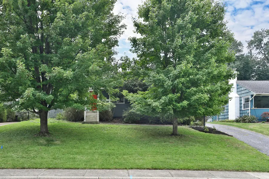 309 Park Boulevard, Worthington, OH 43085 - #2