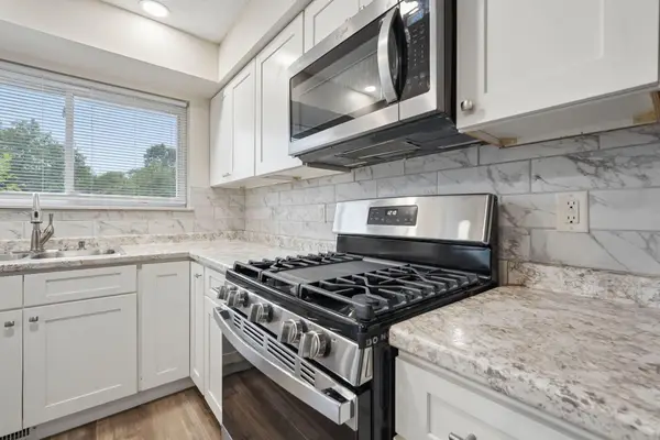 1600 Deporres Drive, Columbus, OH 43219