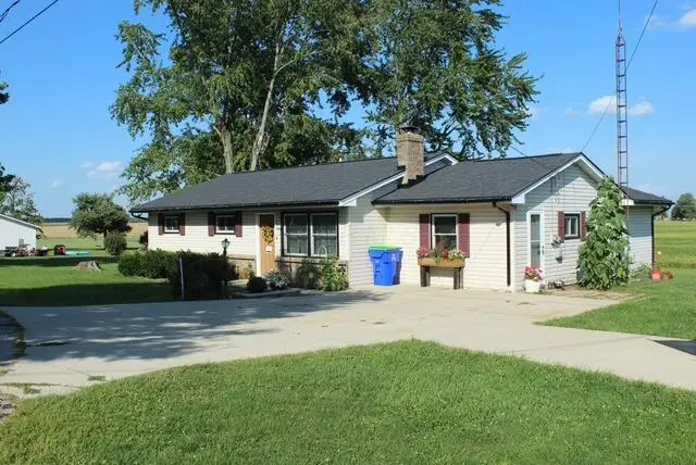 340 E Broad Street, Sedalia, OH 43151 - #2