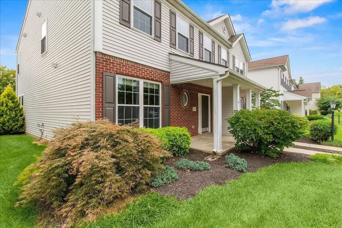 3735 Grimes Drive, Columbus, OH 43204 - #1