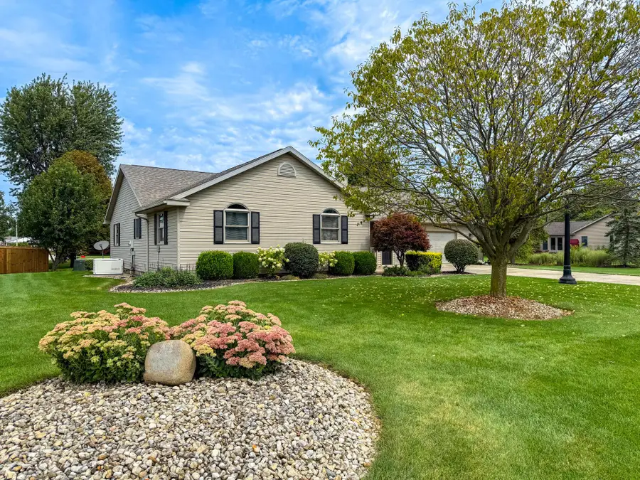 402 Dogwood Lane, Carey, OH 43316 - #3