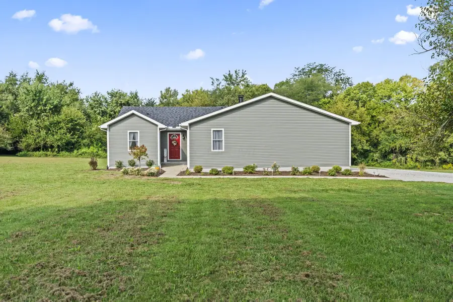27695 Campbell Road, Circleville, OH 43113 - #2