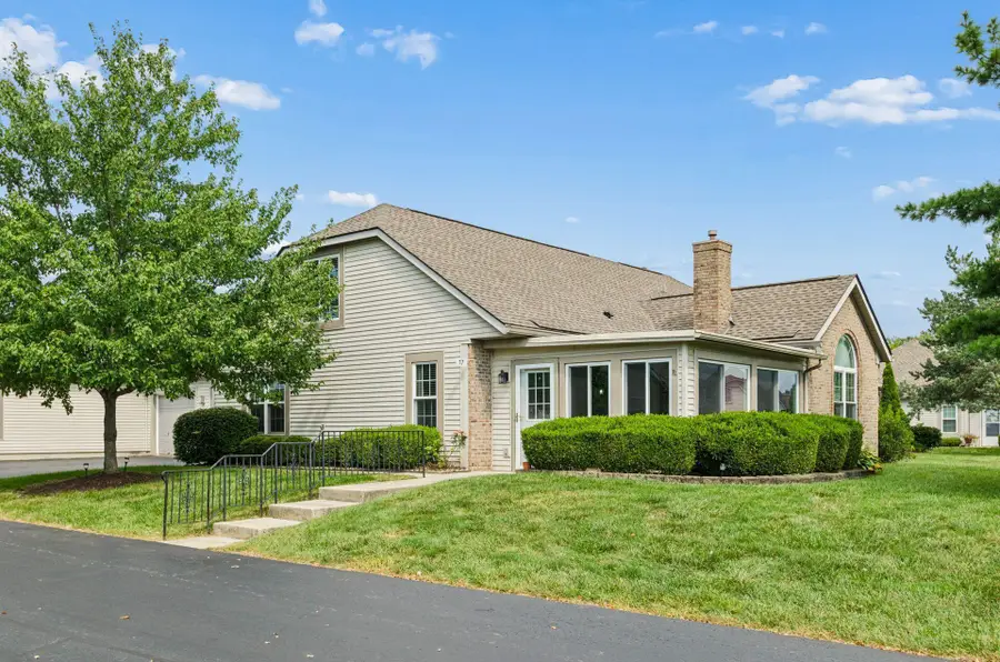 17 Broad Pointe Place, Columbus, OH 43213 - #3