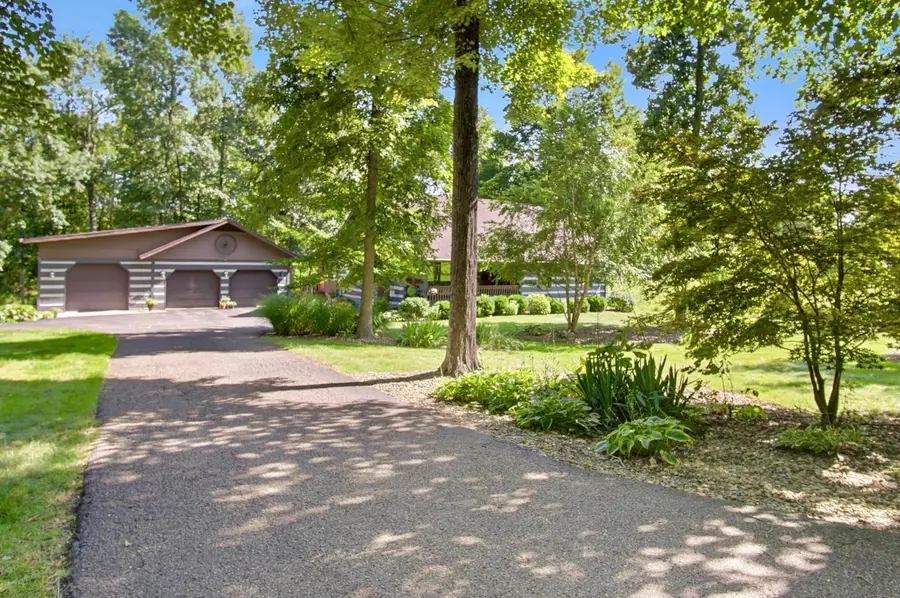 2630 Red Fox, Duncan Falls, OH 43734 - #2