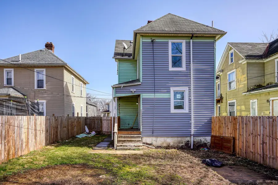 133 S Wheatland Avenue, Columbus, OH 43204 - #2