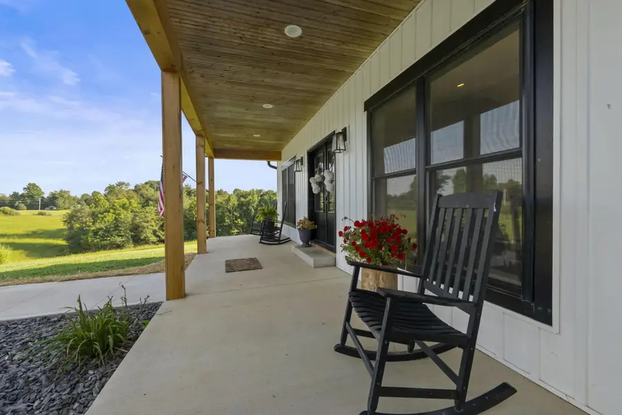 4675 Hunt Road, Hopewell, OH 43746 - #3