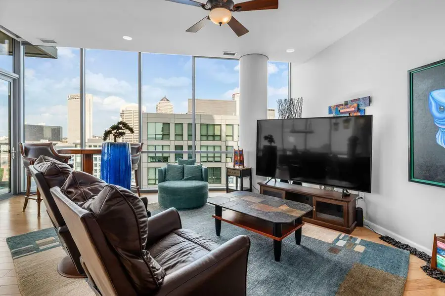300 W Spring Street, Columbus, OH 43215 - #3