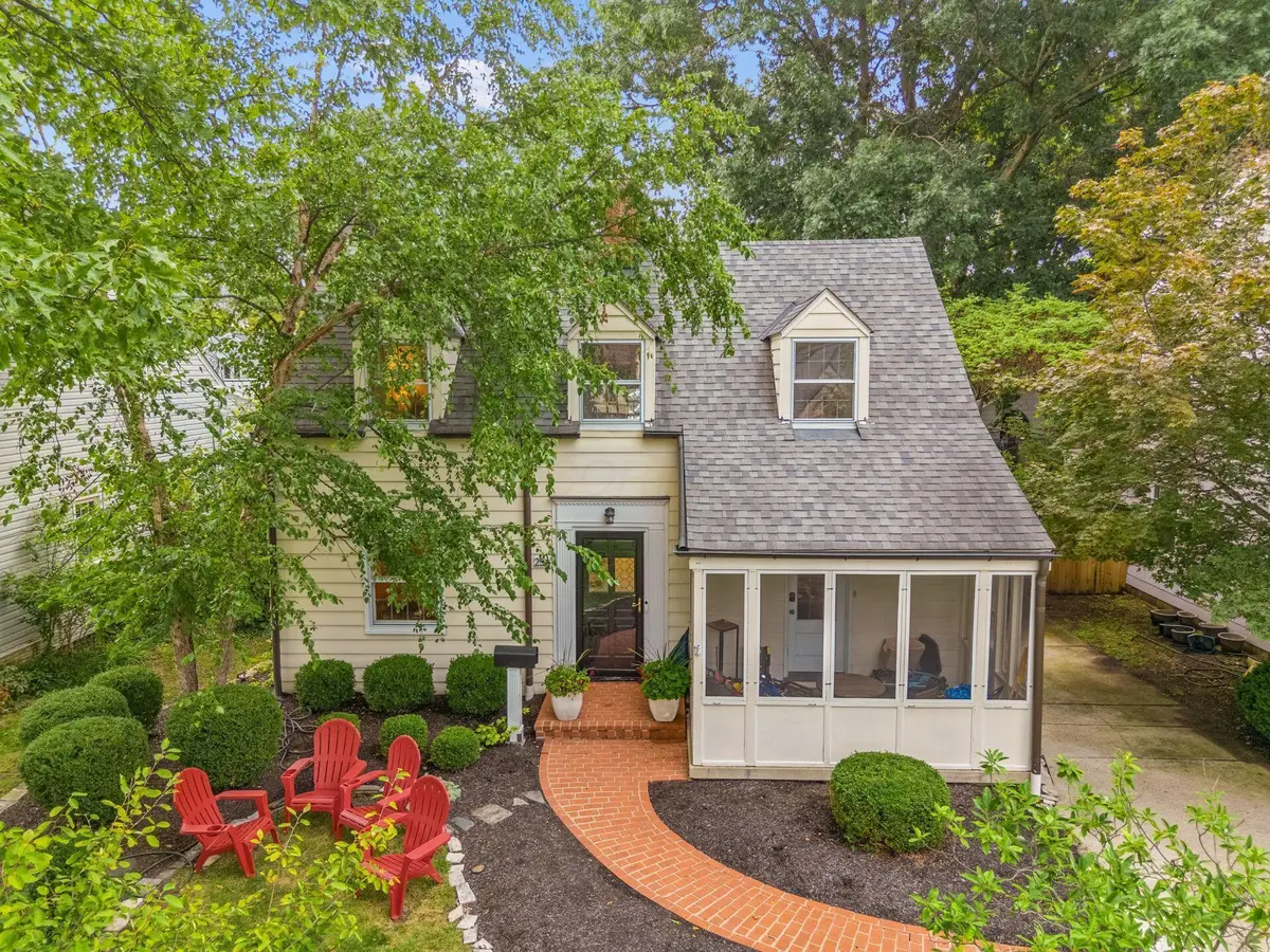 256 N Remington Road, Bexley, OH 43209 - #1