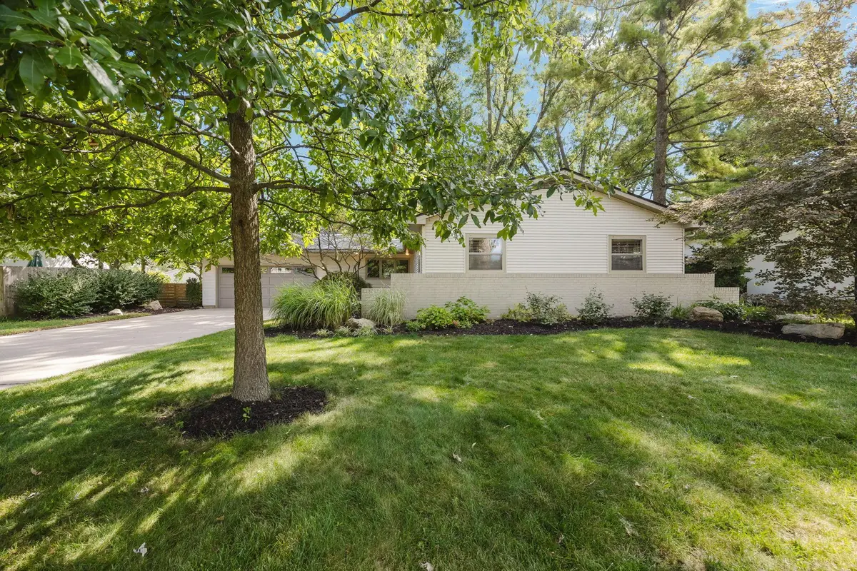 4116 Ruxton Lane, Columbus, OH 43220 - #1