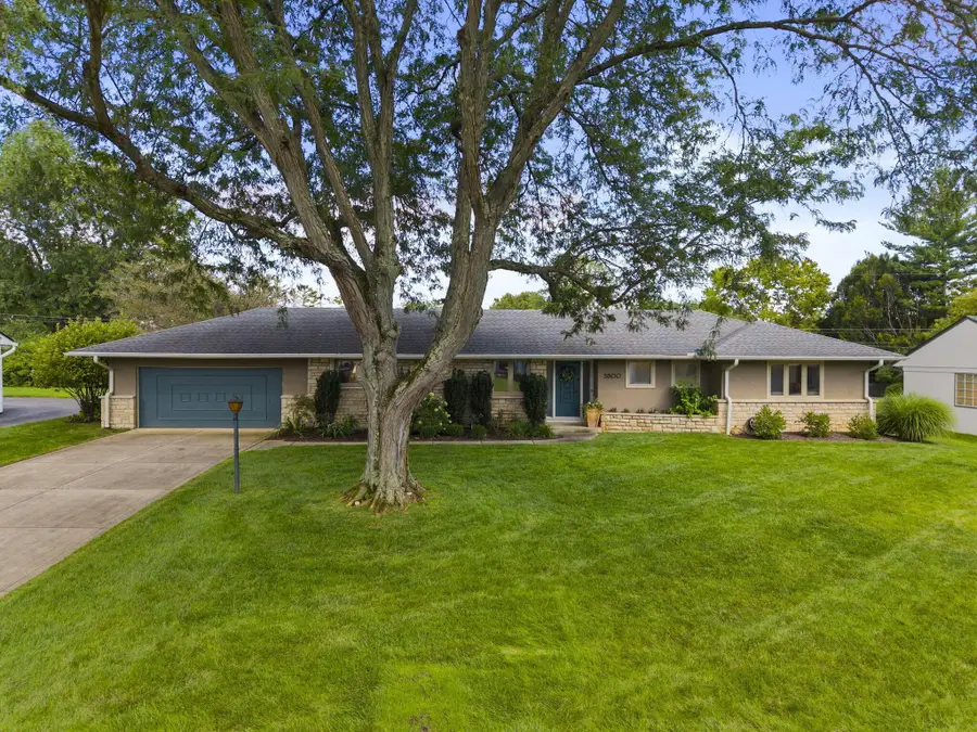3800 Chevington Road, Upper Arlington, OH 43220 - #2