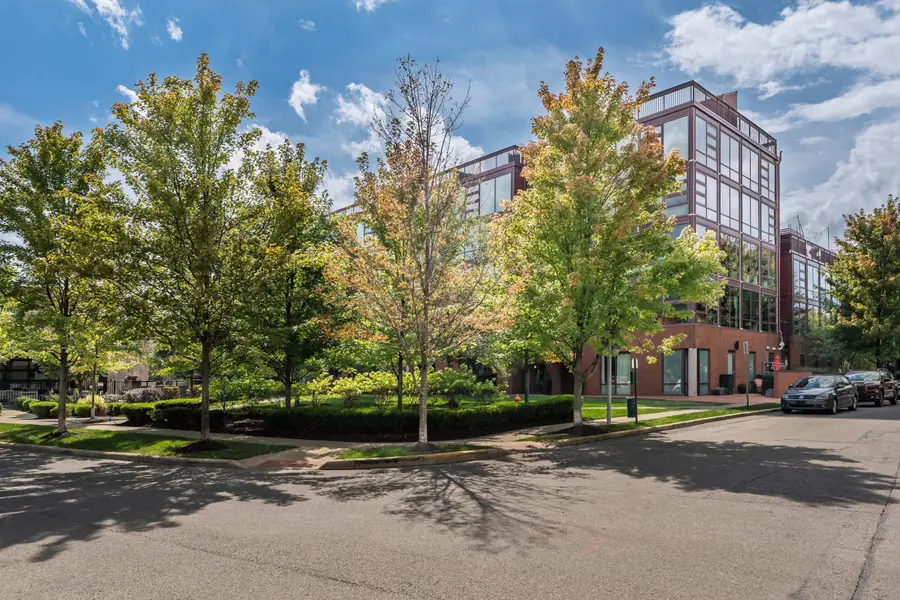 371 Auden Avenue, Columbus, OH 43215 - #2