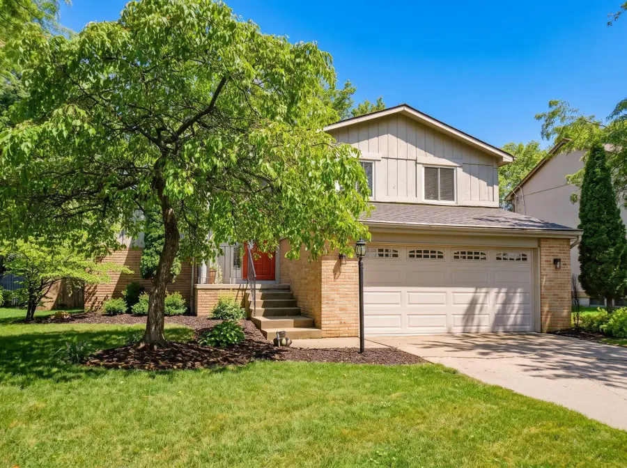3338 Woods Mill Drive, Hilliard, OH 43026 - #3