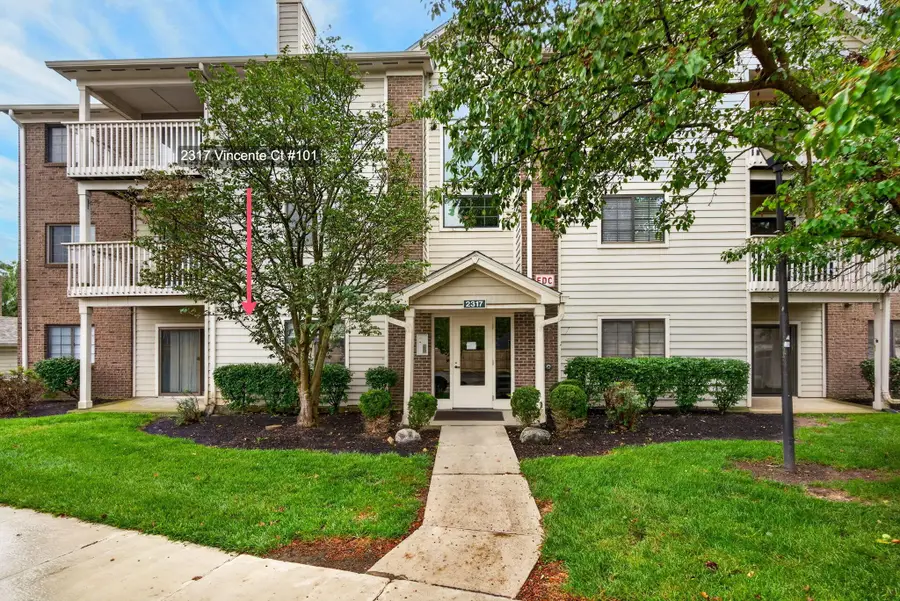 2317 Vicente Court, Columbus, OH 43235 - #3