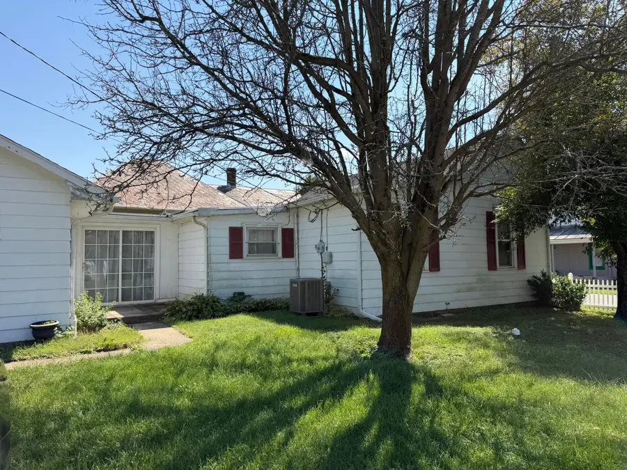 996 3rd Street, Logan, OH 43138 - #3