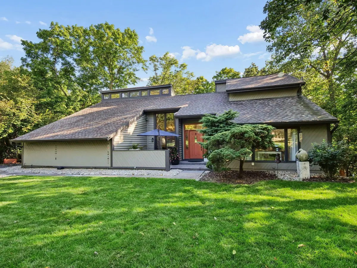 4766 Donegal Cliffs Drive, Dublin, OH 43017 - #1