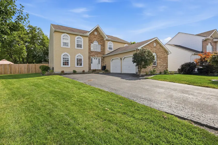 211 Cavanaugh Drive, Commercial Point, OH 43116 - #3