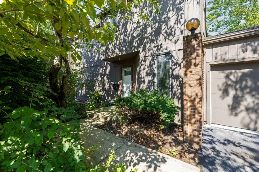 1623 Coppertree Road, Columbus, OH 43232 - #3