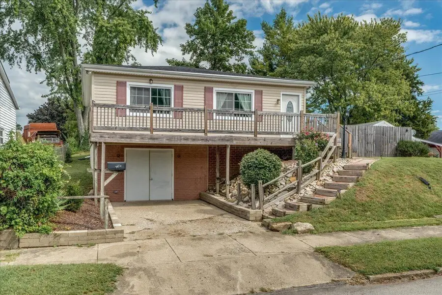 136 Hayward Avenue, Circleville, OH 43113 - #2