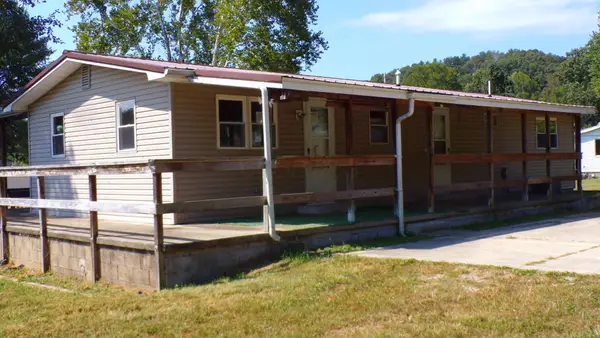 5323 Marietta Avenue, Nelsonville, OH 45764