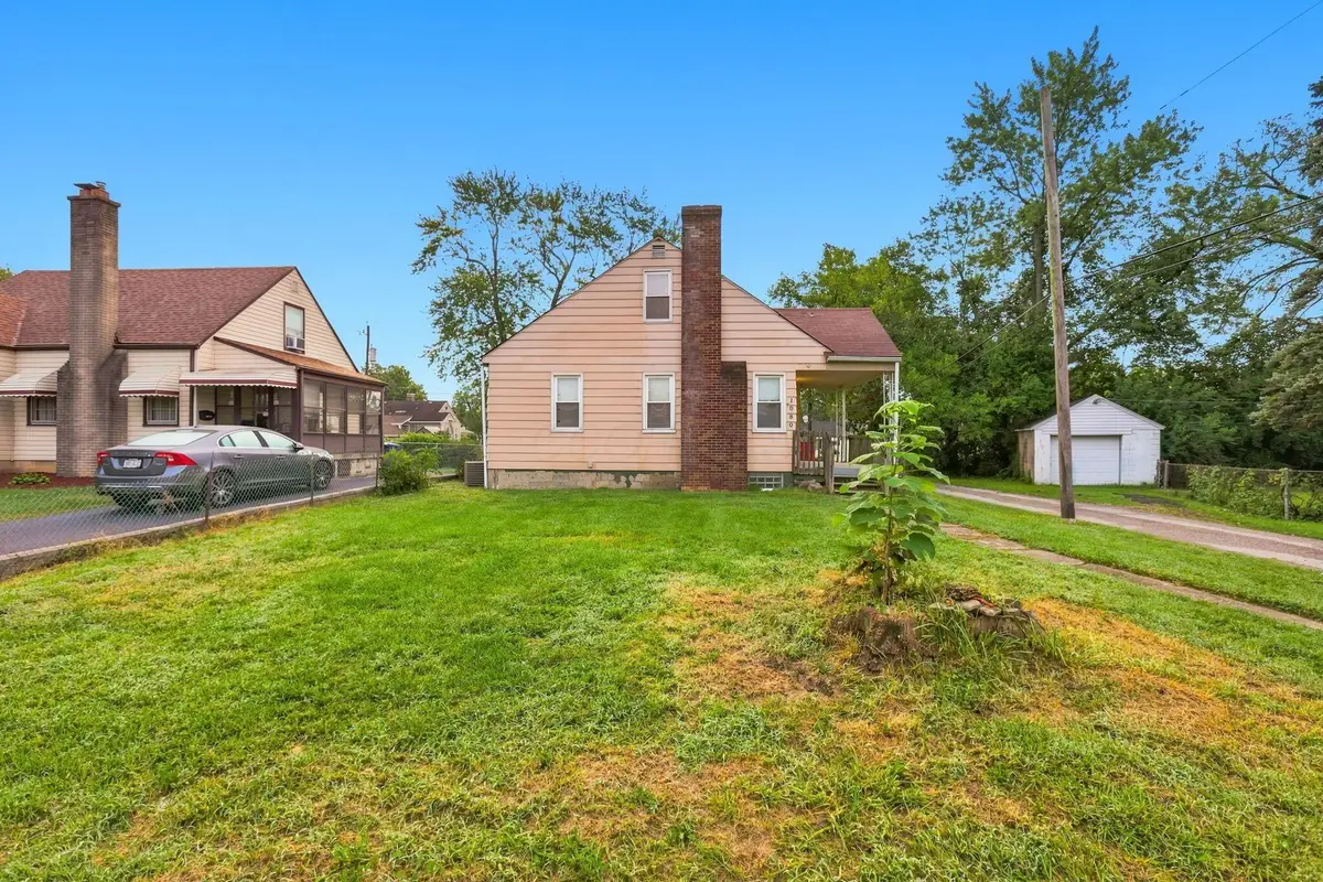 1080 Meadowdale Avenue, Columbus, OH 43219 - #1