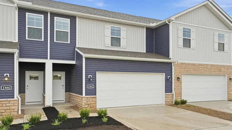 1382 Marinelli Drive E, Columbus, OH 43228 - #2