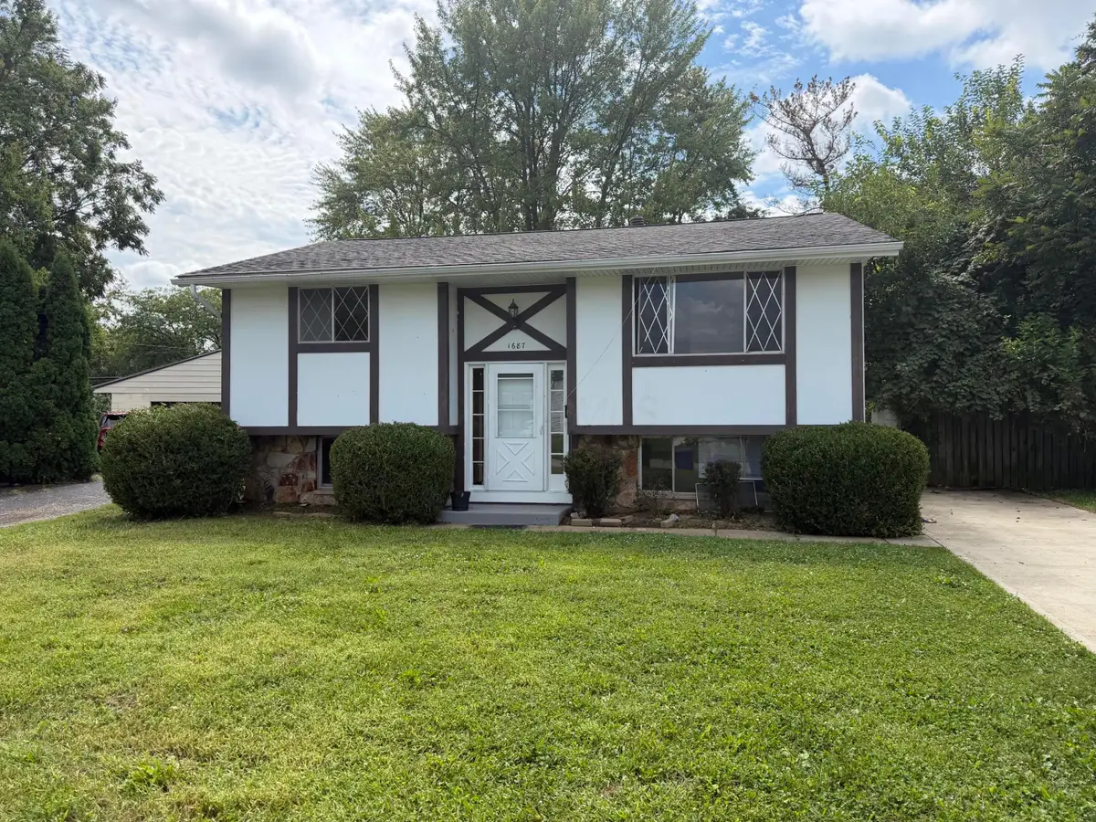 1687 Brookfield Square S, Columbus, OH 43229 - #1