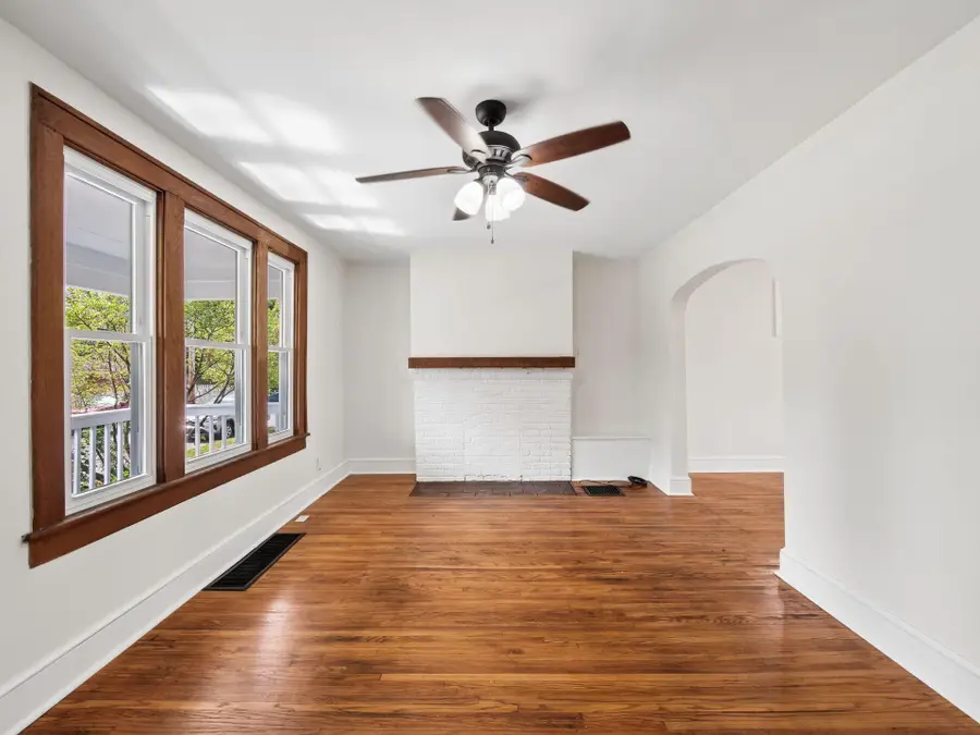 398 E Jenkins Avenue, Columbus, OH 43207 - #3