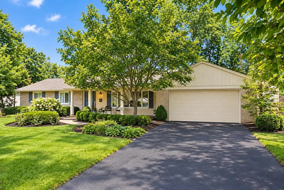 2088 Lytham Road, Columbus, OH 43220 - #1