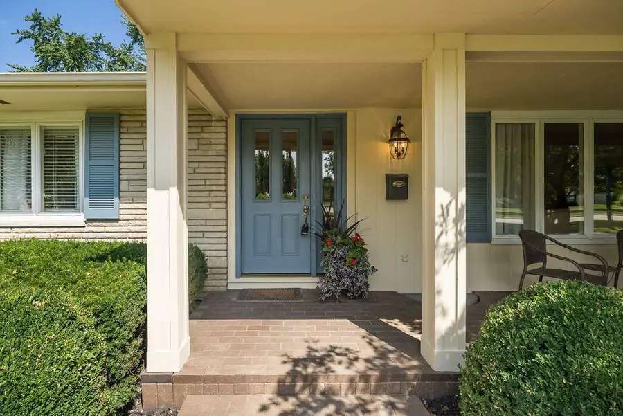 2088 Lytham Road, Columbus, OH 43220 - #3