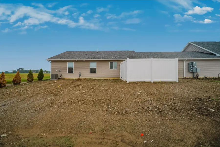 212 Cumberland Meadows Circle, Hebron, OH 43025 - #3