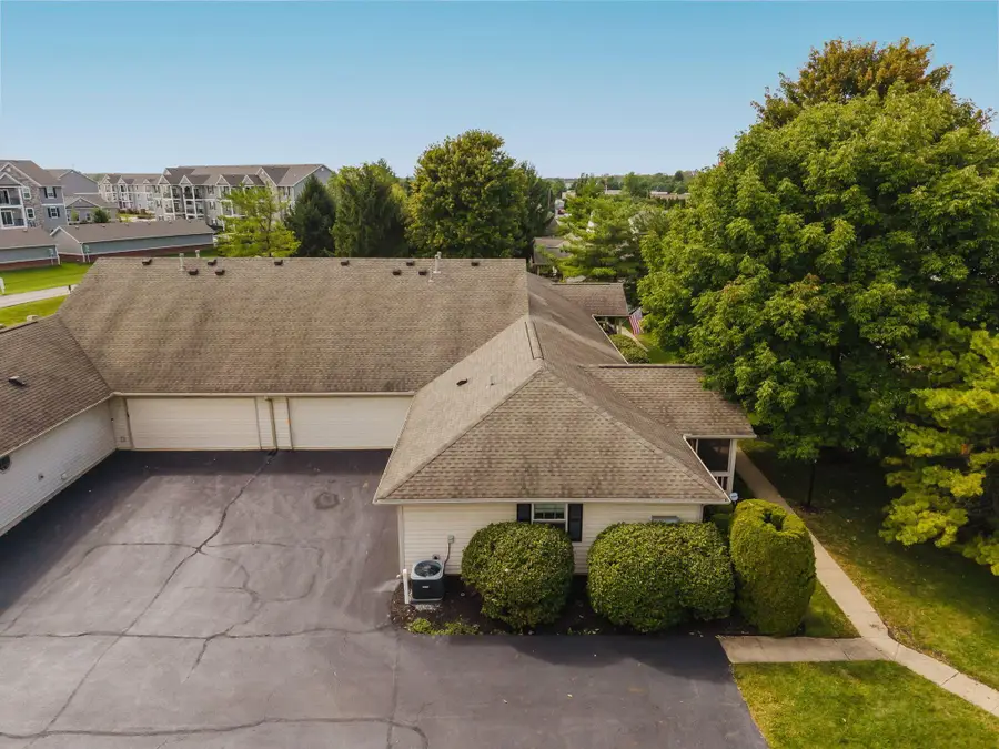 4100 Castel Drive, Groveport, OH 43125 - #3