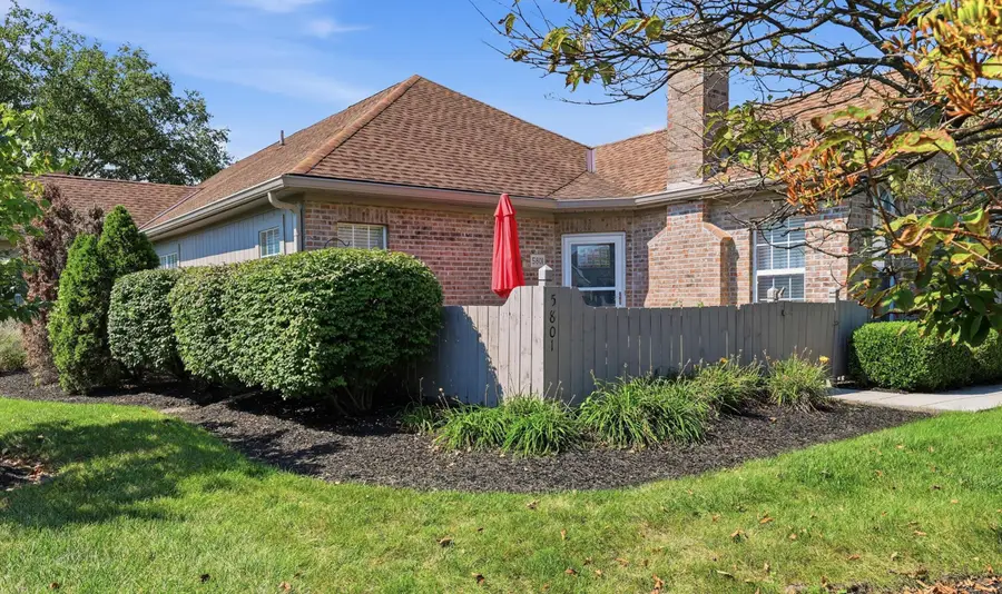 5801 Willow Lake Drive, Grove City, OH 43123 - #3
