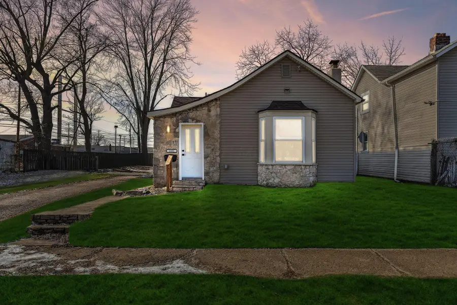 2481 Osceola Avenue, Columbus, OH 43211 - #2