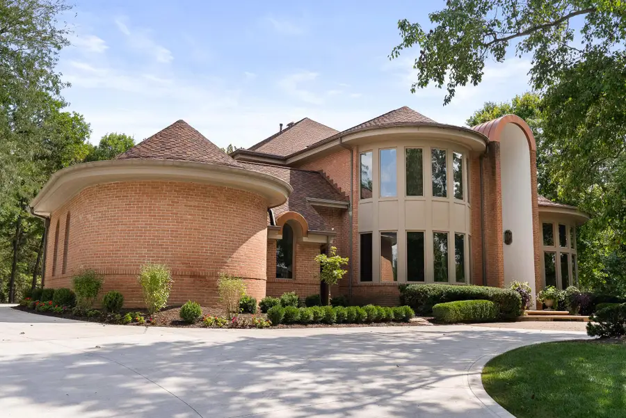 1801 Strathshire Hall Lane, Powell, OH 43065 - #2