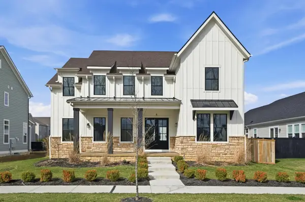 5550 Evans Farm Drive, Lewis Center, OH 43035