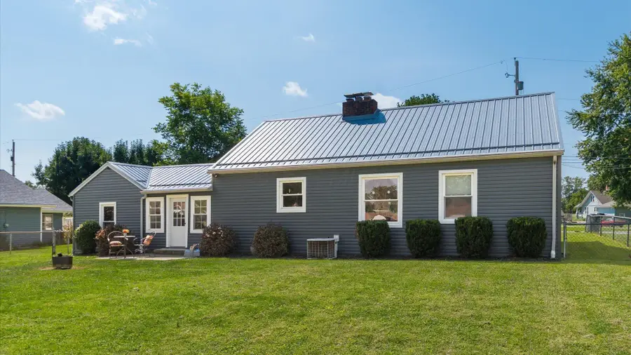 1617 Doaks Lane, Zanesville, OH 43701 - #3