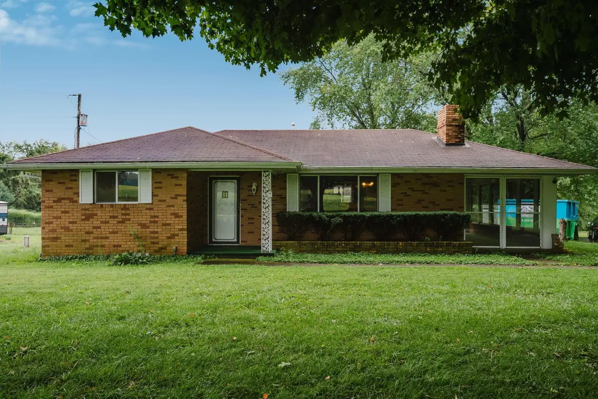 4521 Blacks Road Sw, Pataskala, OH 43062 - #1
