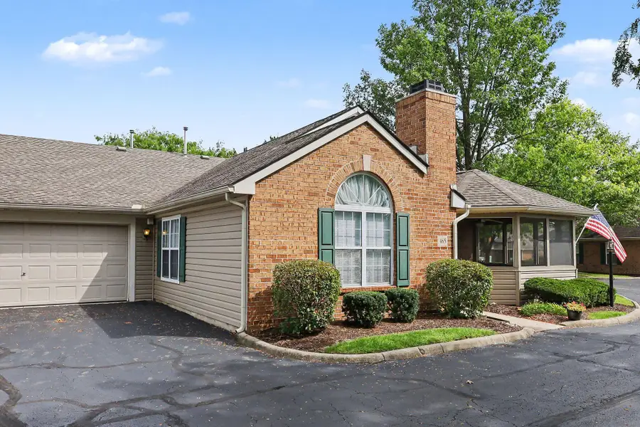 465 Chardonnay Lane, Lewis Center, OH 43035 - #2